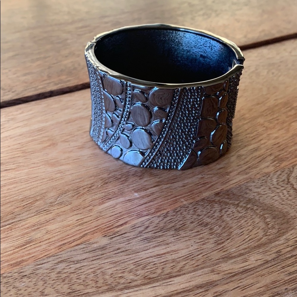 Express dark gray cuff bracelet